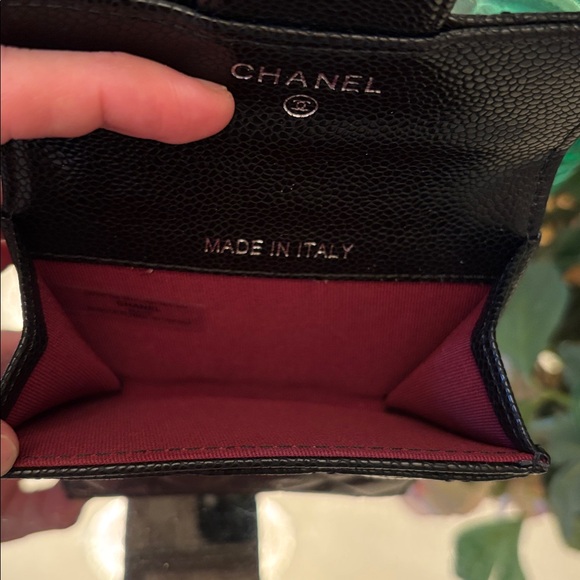 Chanel VIP Wallet - Picture 4 of 5